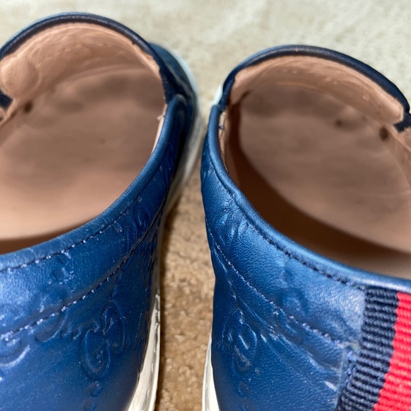 Gucci GG embossed slip on sneakers - Picture 13 of 14